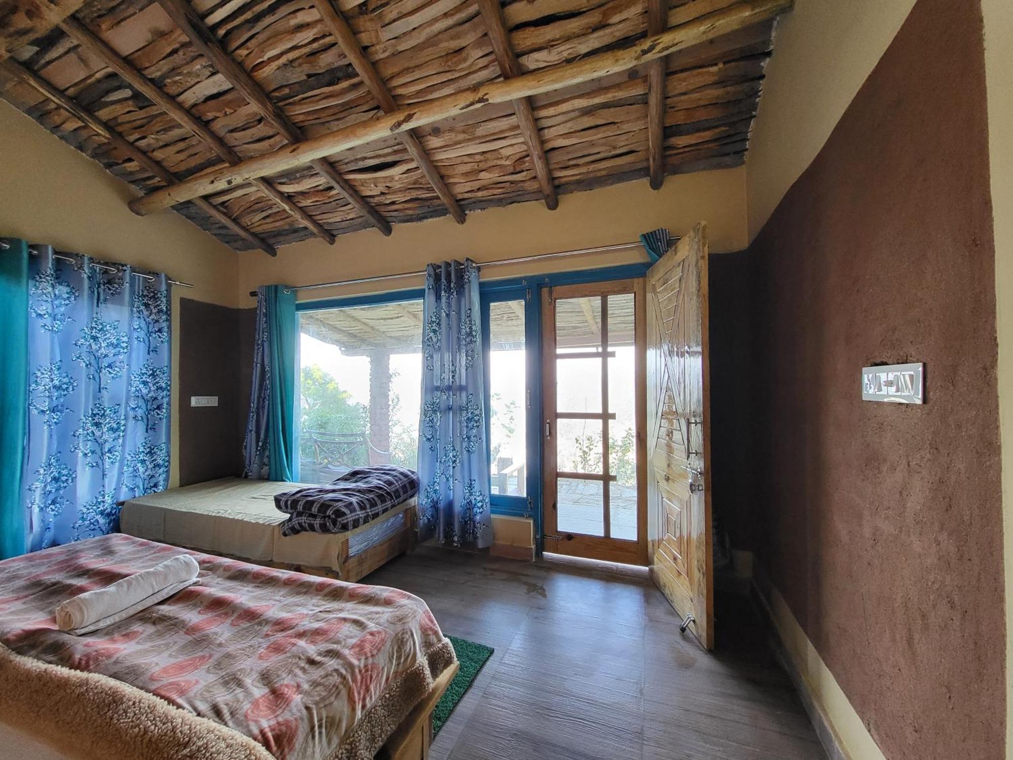 Zenoaks Homestay Алмора Екстер'єр фото