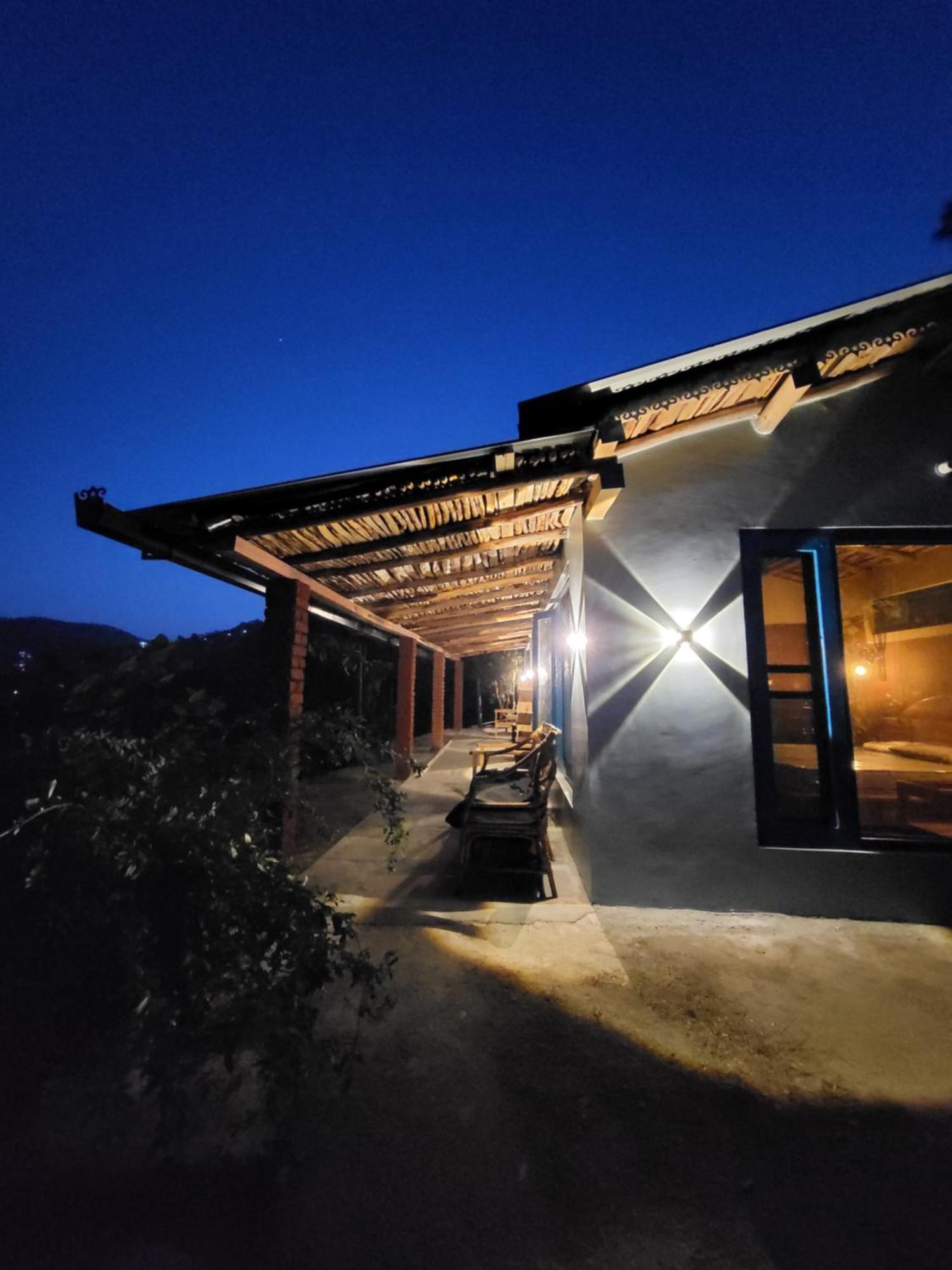 Zenoaks Homestay Алмора Екстер'єр фото